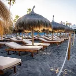 Luxury Oasis In 아데제