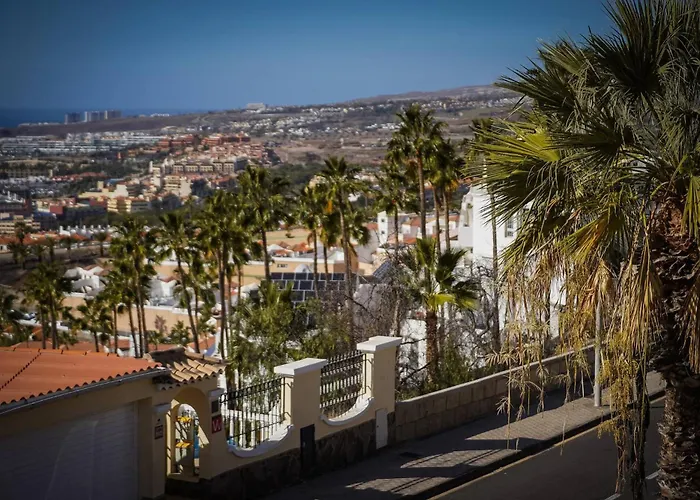 Вілла Luxury Oasis In Адехе