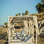فيلة Luxury Oasis In أذيخي